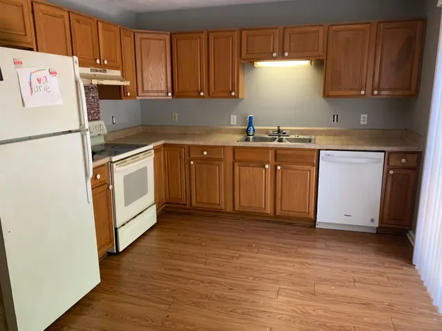 $1,200 | 3400 North Ridge Road, Tallahassee, FL 32305