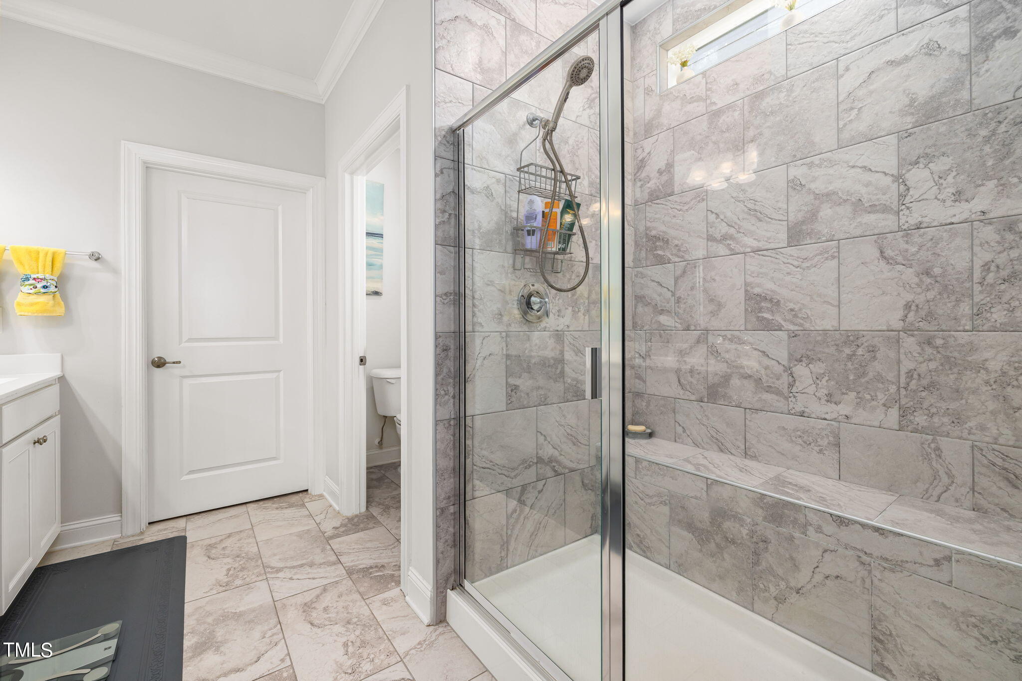 262 Mahogany Run Raleigh, NC 27610 - Photo 25 of 38 Owners Bathroom/ Double Vanities/ Walk in Closet/