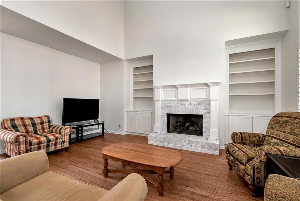 7085 Burwick Lane Cumming, GA 30040 - Photo 10 of 69