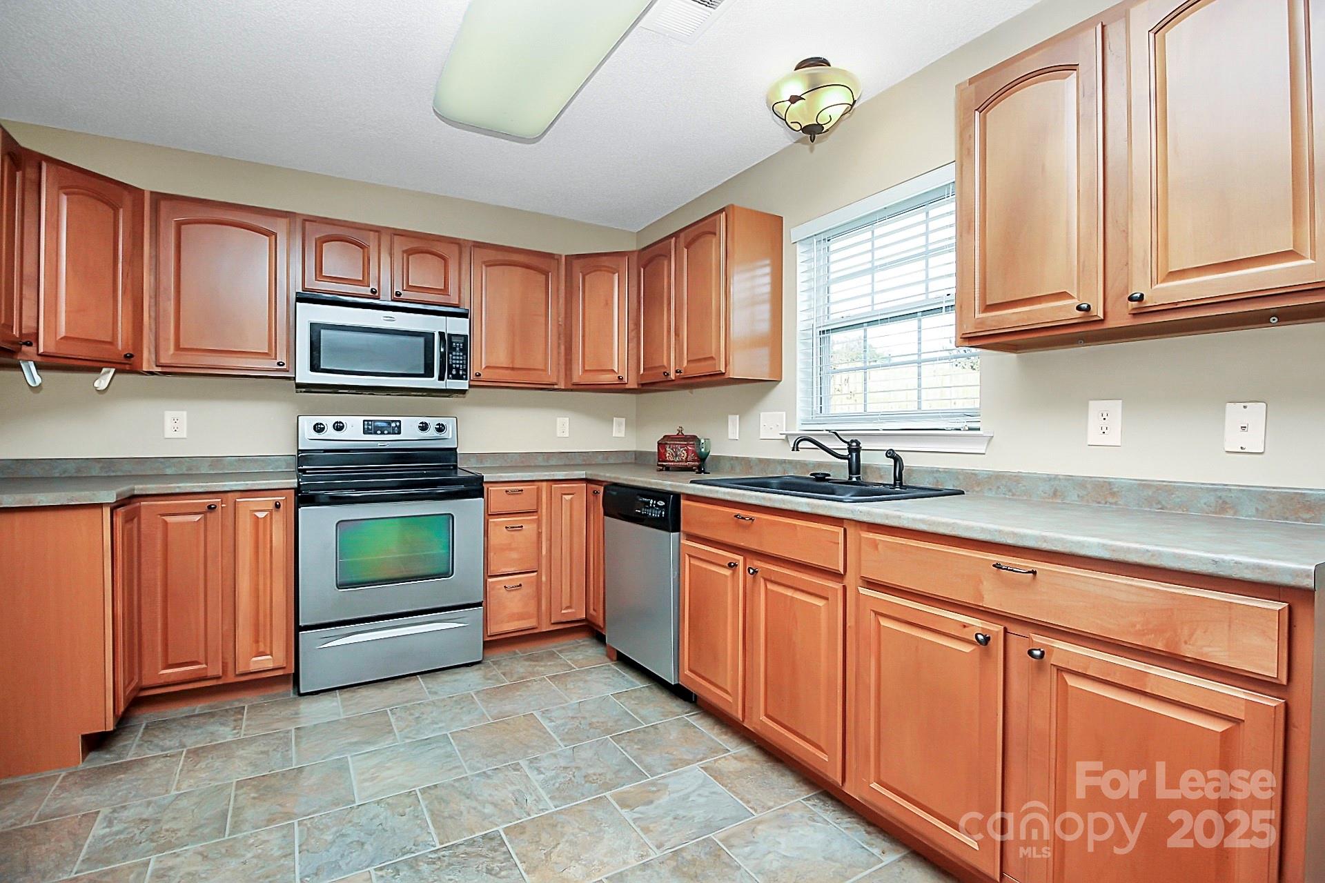 7115 Simbrah Way Charlotte, NC 28273 - Photo 13 of 35