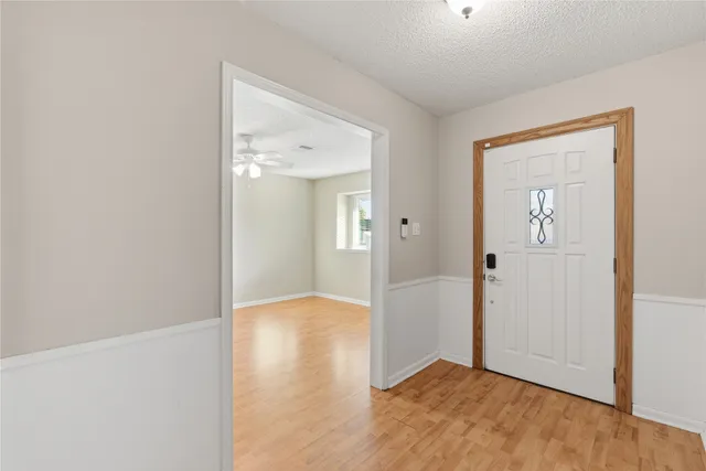 $1,950 | 5814 Viking Drive, Houston, TX 77092