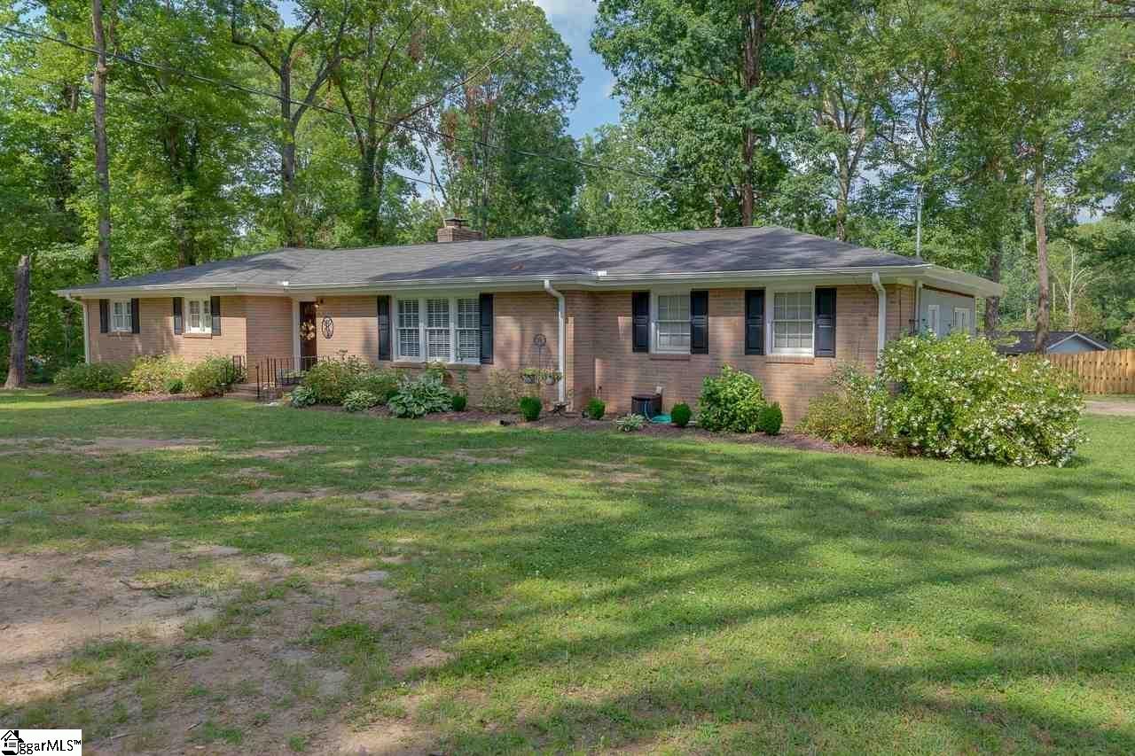 11 Howell Road Greenville, SC 29615 - Photo 1 of 33