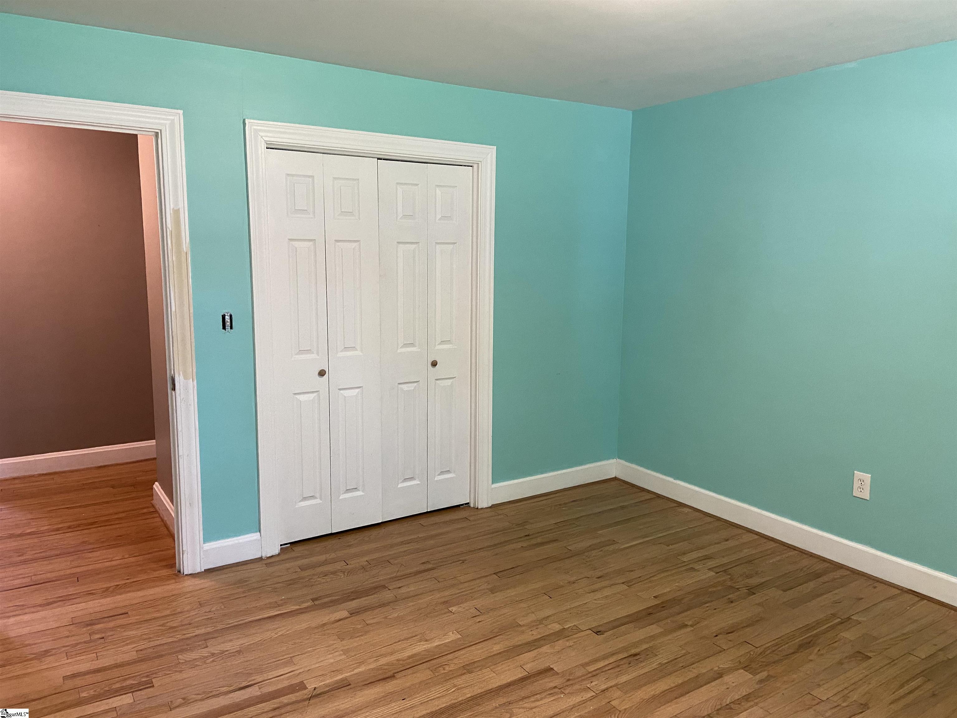 11 Howell Road Greenville, SC 29615 - Photo 25 of 33