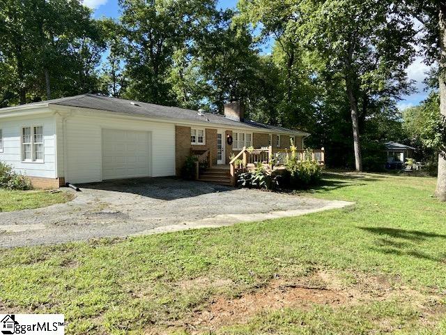 11 Howell Road Greenville, SC 29615 - Photo 5 of 33