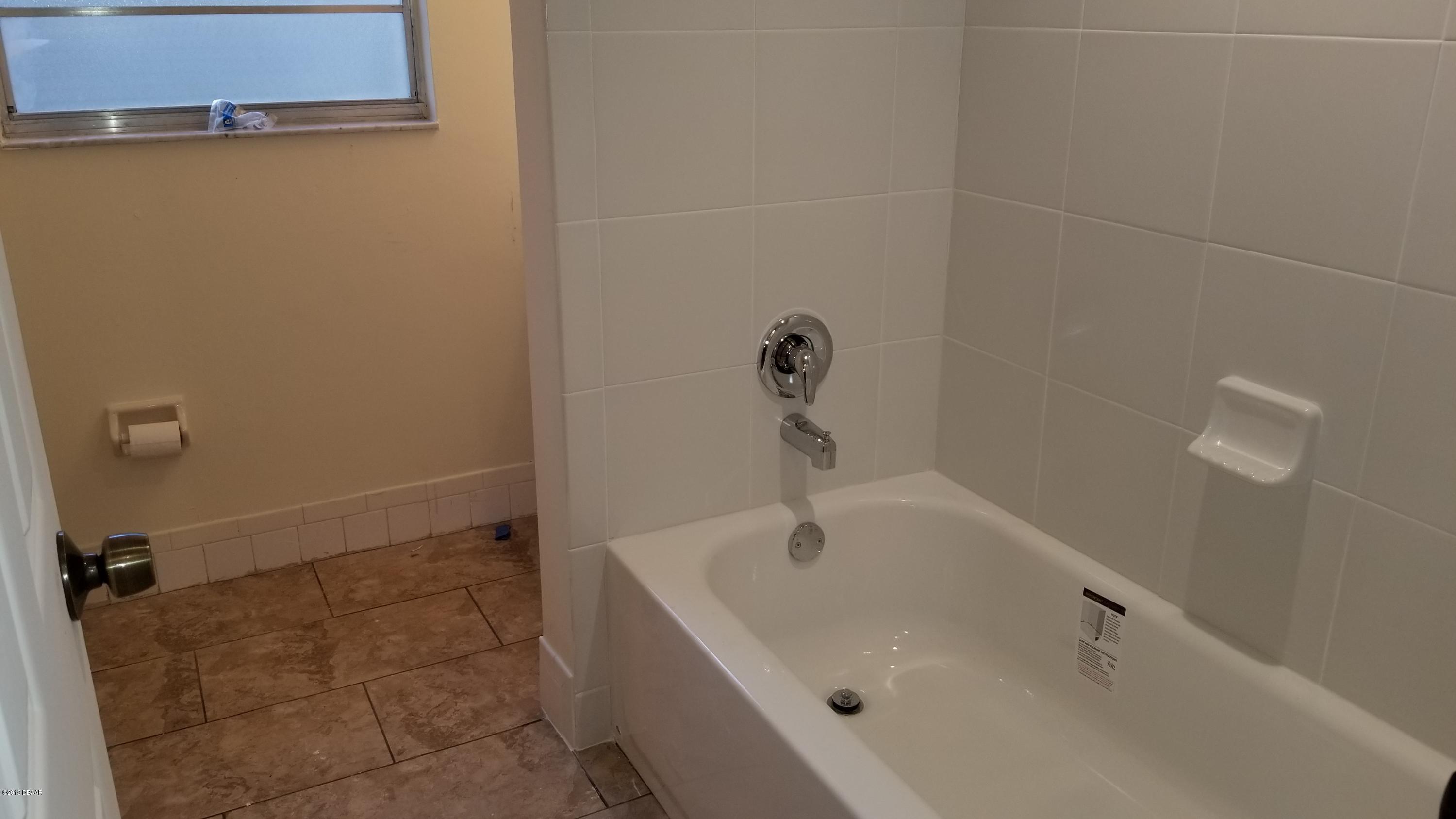 1424 Edgewater Road Daytona Beach, FL 32114 - Photo 22 of 27 20190215_170938