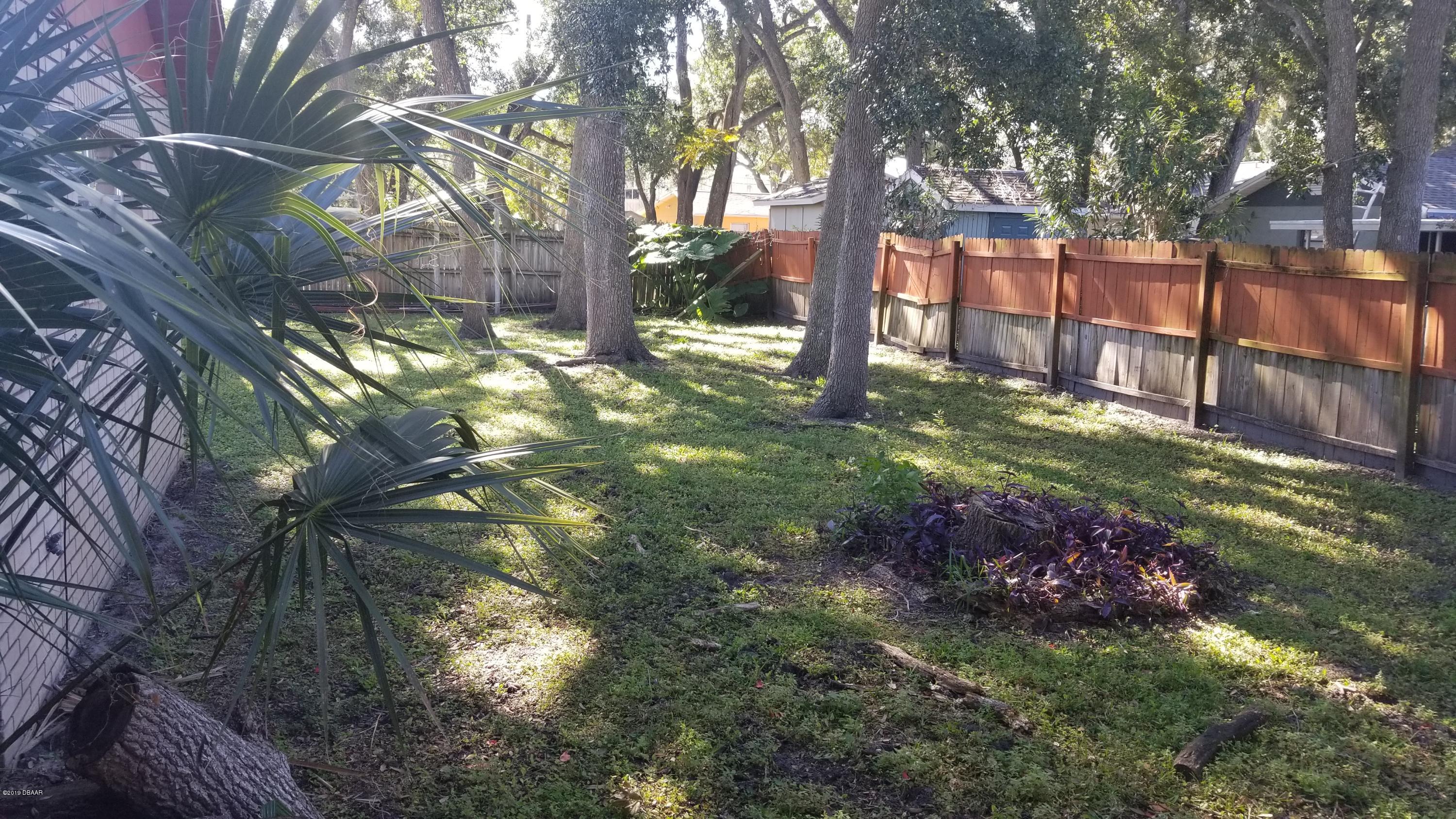 1424 Edgewater Road Daytona Beach, FL 32114 - Photo 4 of 27 20190205_105048