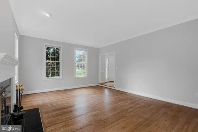 $2,375,000 | 1200 Chadsworth Court, McLean, VA 22102