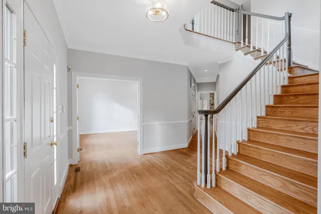 $2,375,000 | 1200 Chadsworth Court, McLean, VA 22102