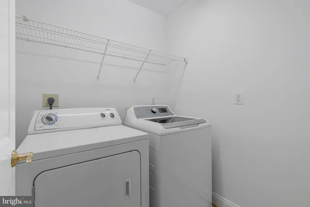 $2,375,000 | 1200 Chadsworth Court, McLean, VA 22102