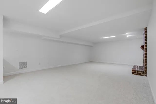 $2,375,000 | 1200 Chadsworth Court, McLean, VA 22102