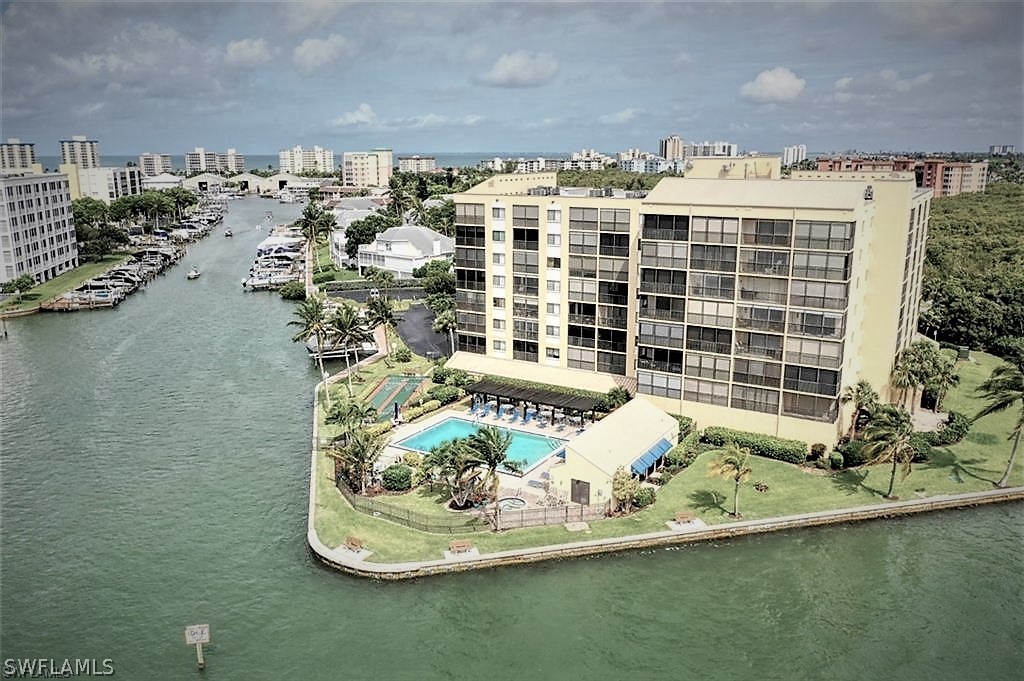 400 Lenell Road, Unit 207 Fort Myers Beach, FL 33931 - Photo 2 of 16