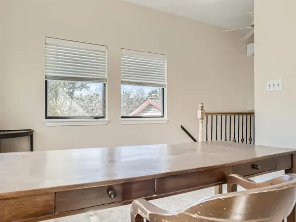 $1,750 | 1404 Norwalk Lane, Unit 213, Austin, TX 78703