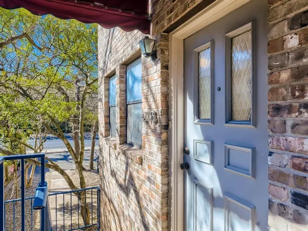 $1,750 | 1404 Norwalk Lane, Unit 213, Austin, TX 78703