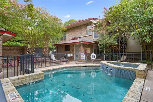 $1,750 | 1404 Norwalk Lane, Unit 213, Austin, TX 78703