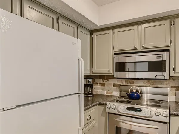 $1,750 | 1404 Norwalk Lane, Unit 213, Austin, TX 78703