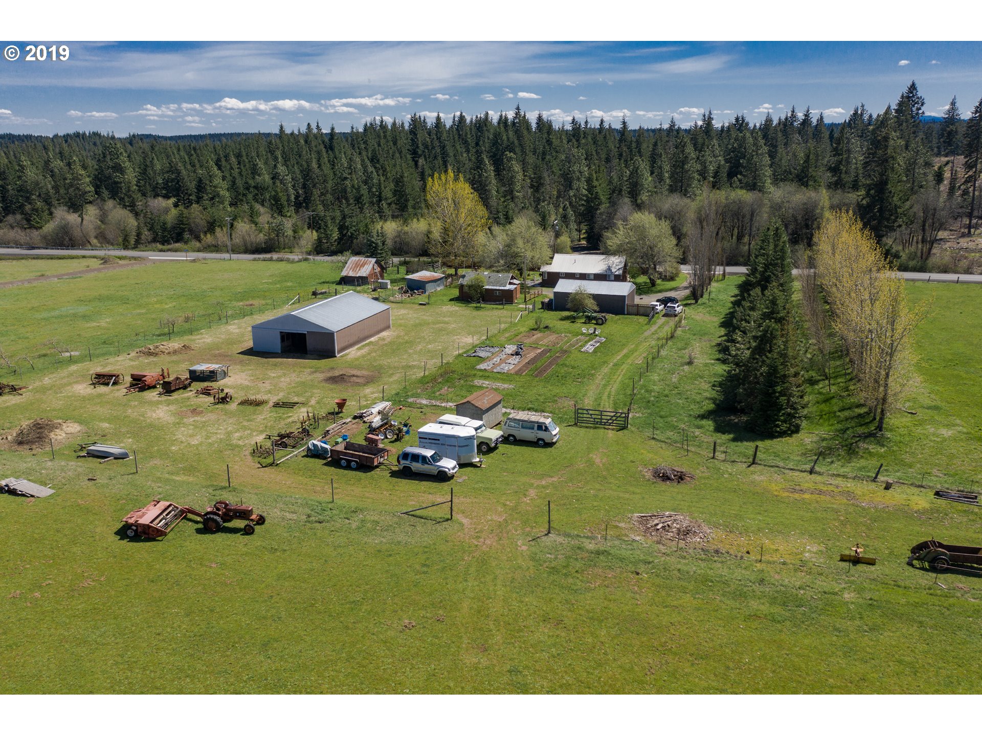 581 Snowden Road White Salmon, WA 98672 - Photo 24 of 27 a view of a lake with houses