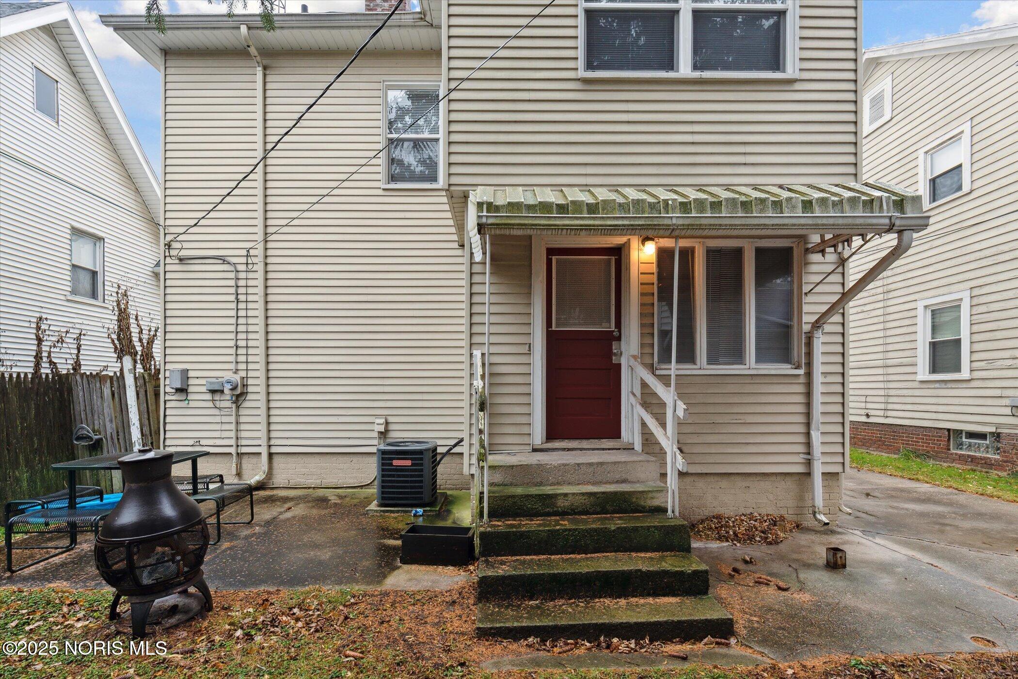 2051 Wyndhurst Road Toledo, OH 43607 - Photo 37 of 37 43-2051-Wyndhurst-Rd-Toledo-OH-43607-Win