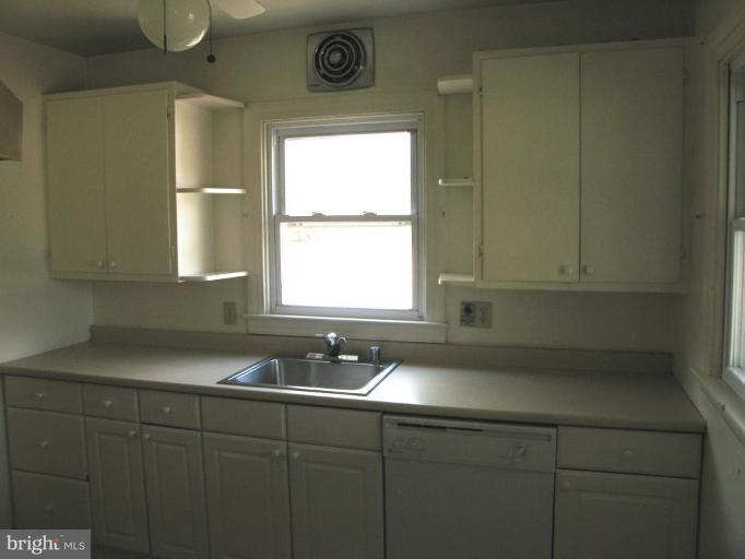 5850 Deale Churchton Road Deale, MD 20751 - Photo 8 of 15 Kitchen