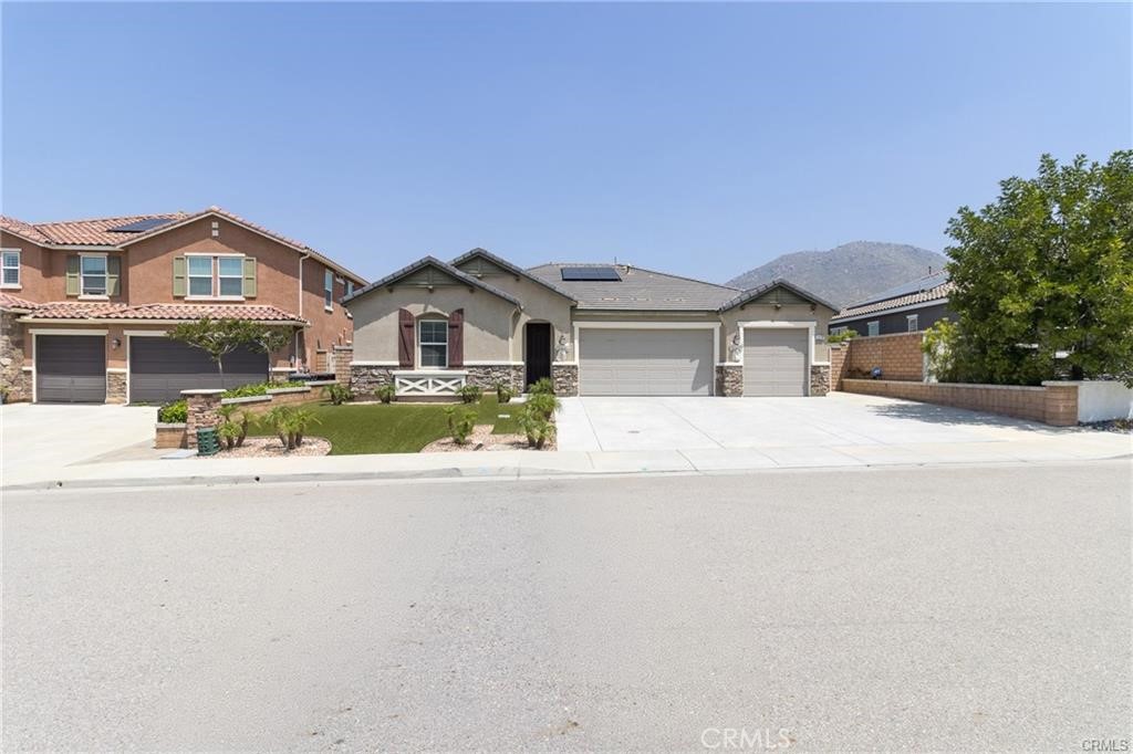 20234 Opus Drive Riverside, CA 92507 - Photo 2 of 24 Gallery Image 2