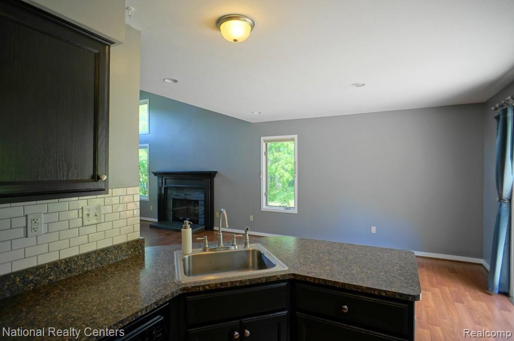 5081 Orion Road Rochester, MI 48306 - Photo 8 of 31