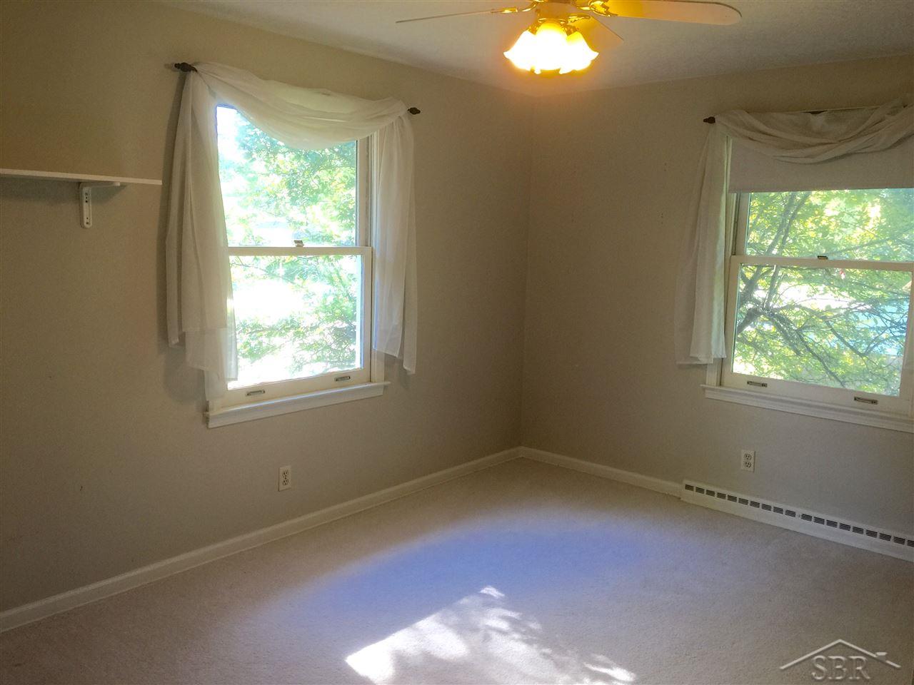 790 Somerset Road Saginaw, MI 48638 - Photo 10 of 22 31257933-9.JPG