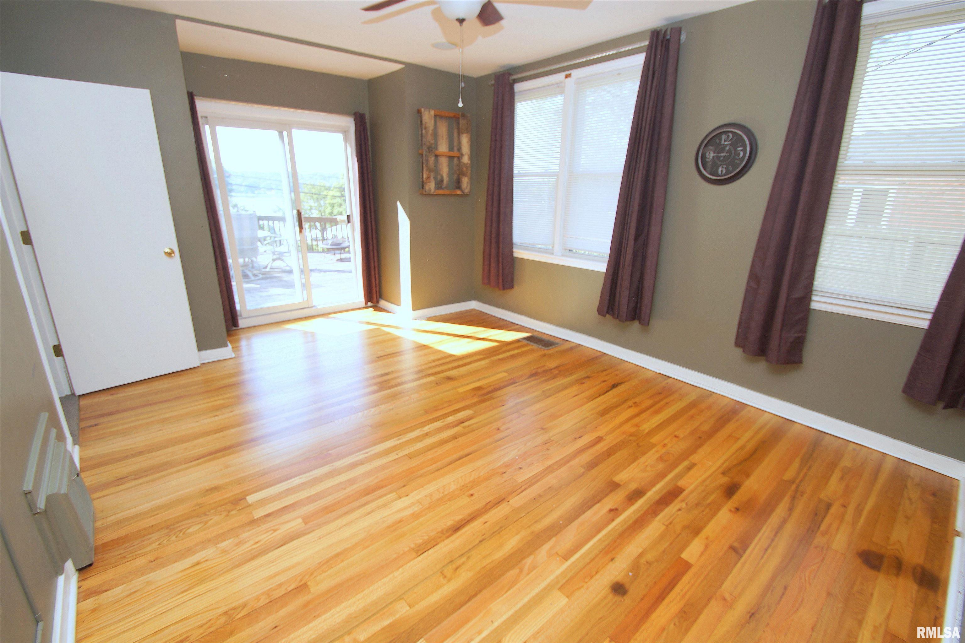854 South Cody Road Le Claire, IA 52753 - Photo 10 of 16 Gallery Image 10