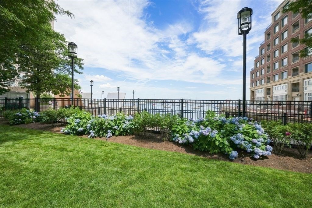 65 East India Row, Unit 33A Boston, MA 02110 - Photo 29 of 36