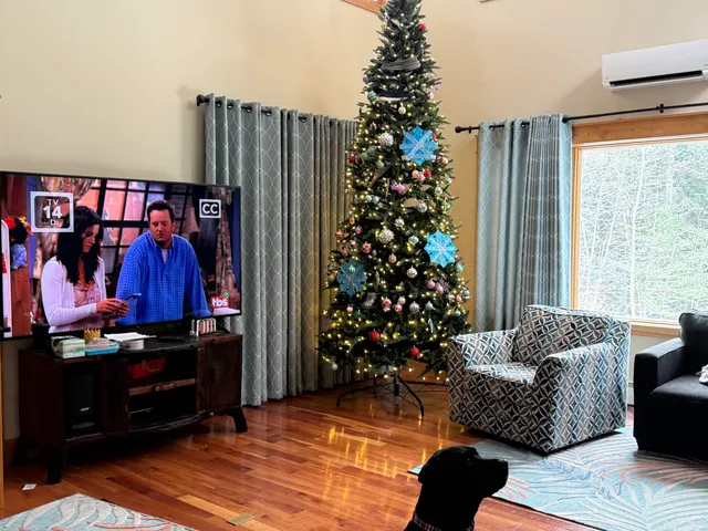 $1,250,000 | 747 Western Avenue, Hampden, ME 04444