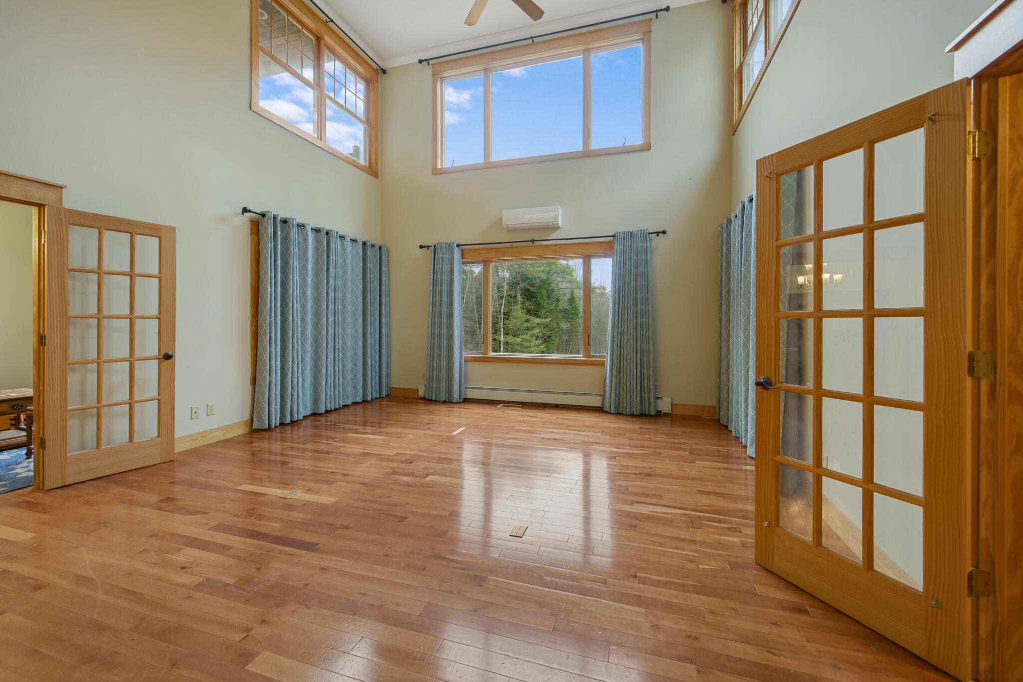 747 Western Avenue Hampden, ME 04444 - Photo 2 of 58 DSC_9453