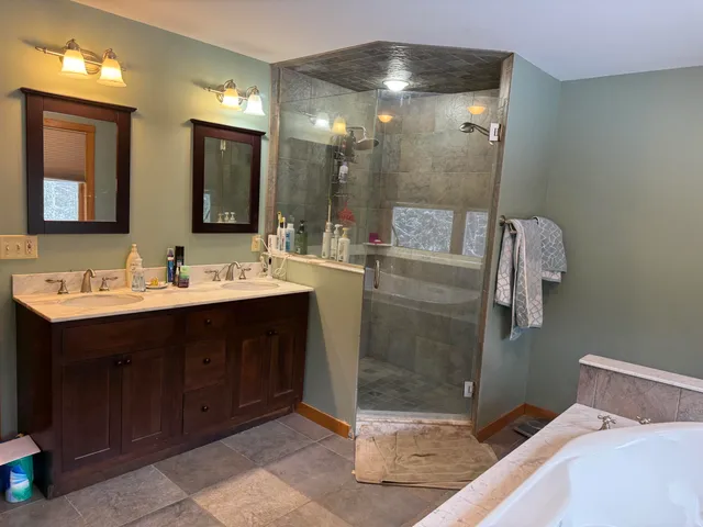 $1,250,000 | 747 Western Avenue, Hampden, ME 04444