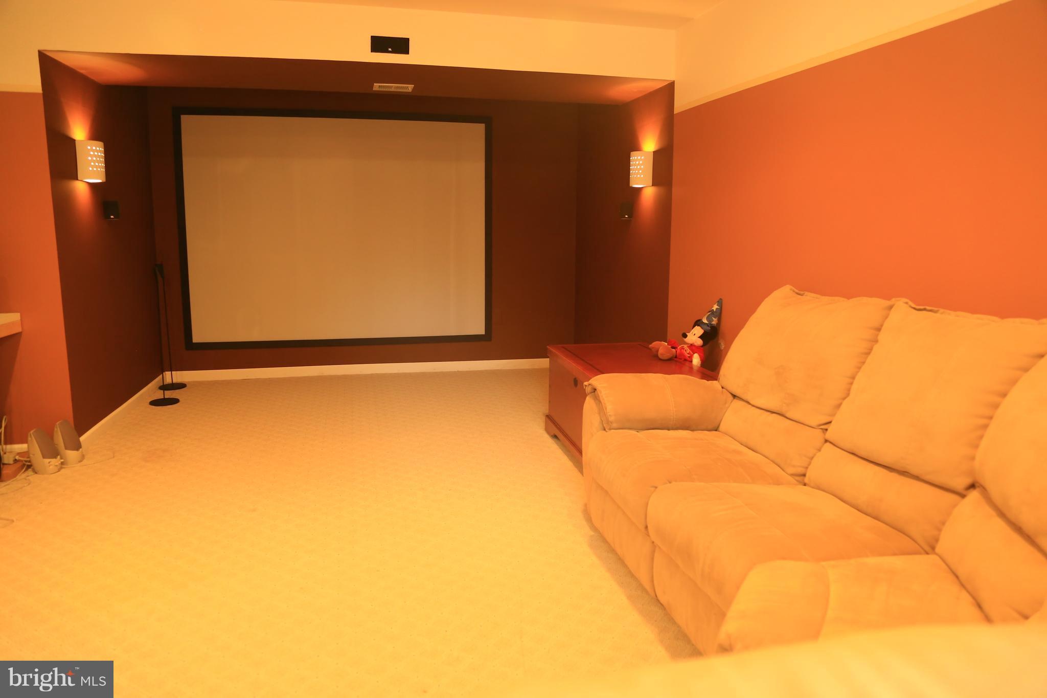 18303 Ashmeade Road Boyds, MD 20841 - Photo 17 of 23 Media/Entertainment RM