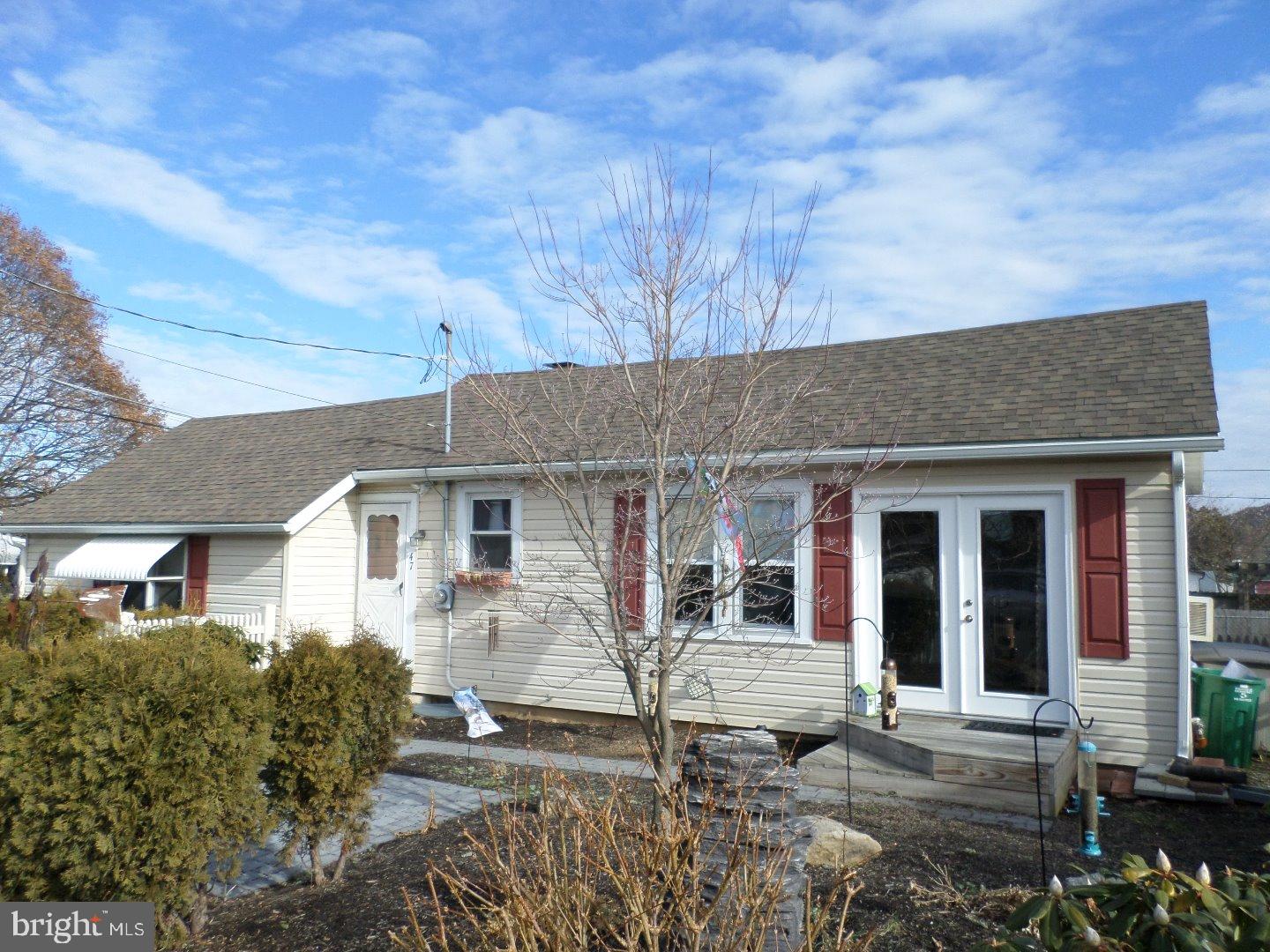 47 Daniels Avenue Reading, PA 19607 - Photo 18 of 18 Exterior Front