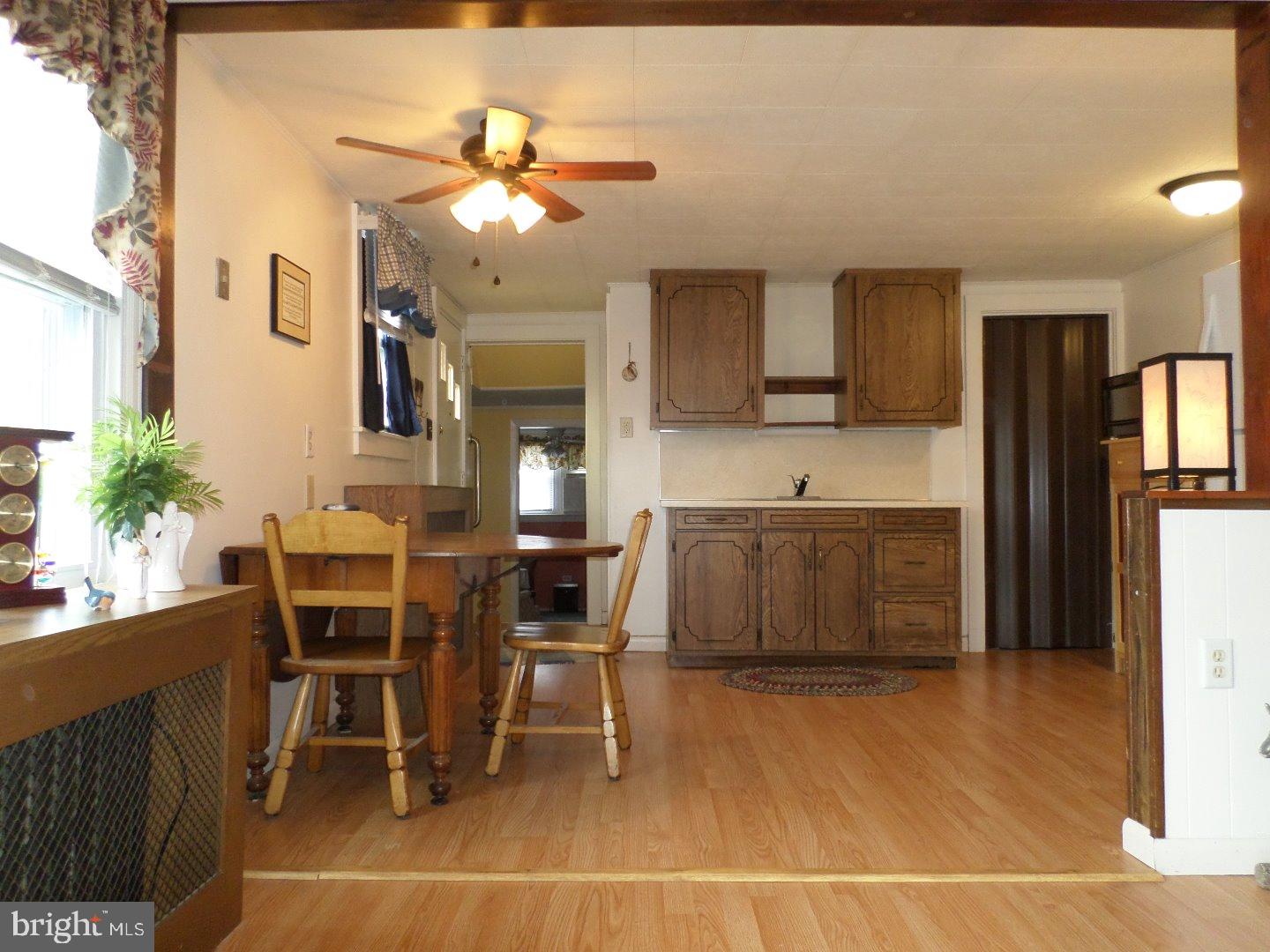 47 Daniels Avenue Reading, PA 19607 - Photo 8 of 18 Kitchen