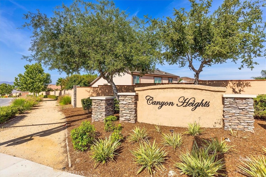 28984 Escalante Road Menifee, CA 92587 - Photo 37 of 40 Canyon Heights neighborhood