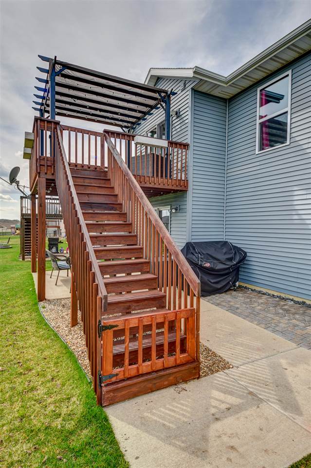 355 Saddleback Road Marion, IA 52302 - Photo 8 of 47 Gallery Image 8
