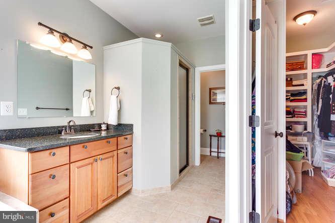 10431 Stewart Road Spotsylvania, VA 22553 - Photo 16 of 28 Bath (Master)