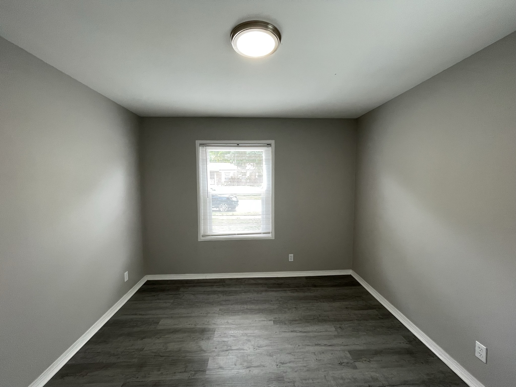 3721 Richelieu Road Indianapolis, IN 46226 - Photo 11 of 18 Gallery Image 11