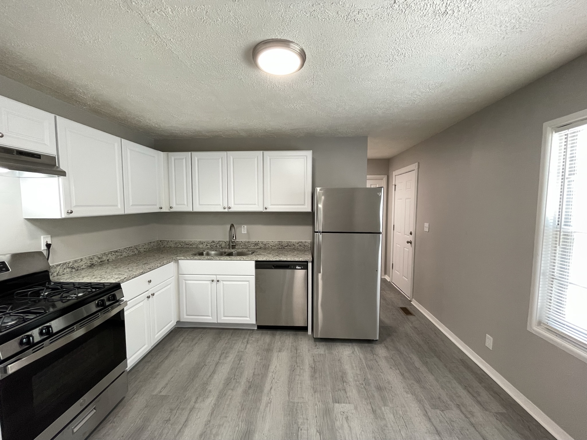 3721 Richelieu Road Indianapolis, IN 46226 - Photo 4 of 18 Gallery Image 4