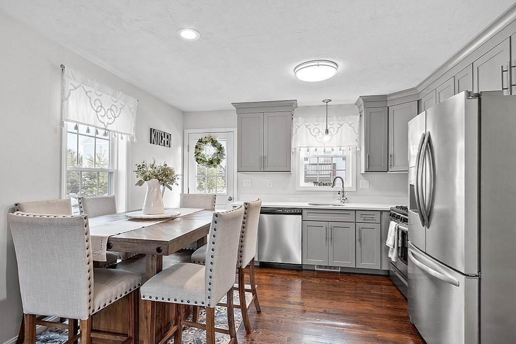 11 Riley Road, Unit 11 Tyngsboro, MA 01879 - Photo 9 of 36 Gallery Image 9