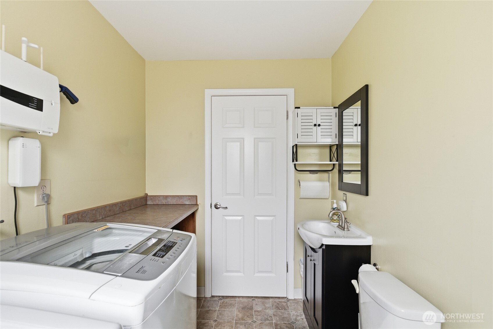2713 Northeast 23rd Place Renton, WA 98056 - Photo 28 of 40