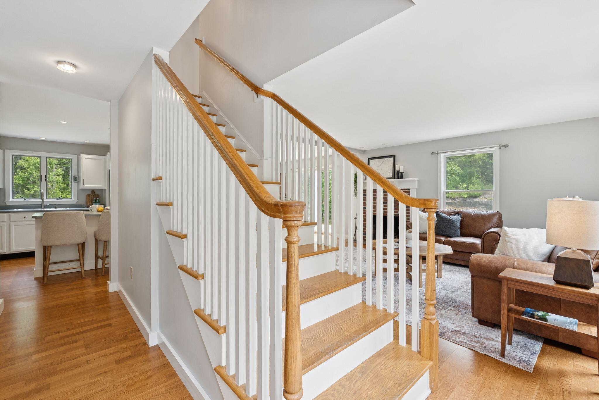 27 Libby Lane Brunswick, ME 04011 - Photo 6 of 60 27 Libby 30_DSC04900