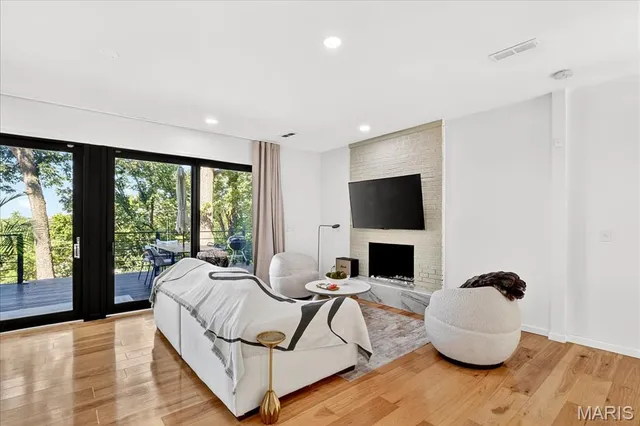 $895,000 | 2510 North 89th Street, Caseyville, IL 62232