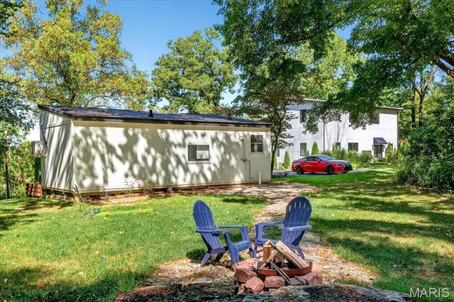 $895,000 | 2510 North 89th Street, Caseyville, IL 62232