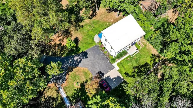 $895,000 | 2510 North 89th Street, Caseyville, IL 62232