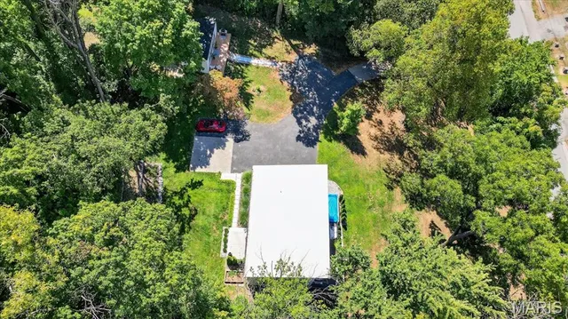 $895,000 | 2510 North 89th Street, Caseyville, IL 62232