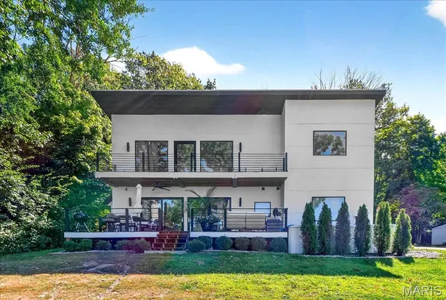 $895,000 | 2510 North 89th Street, Caseyville, IL 62232