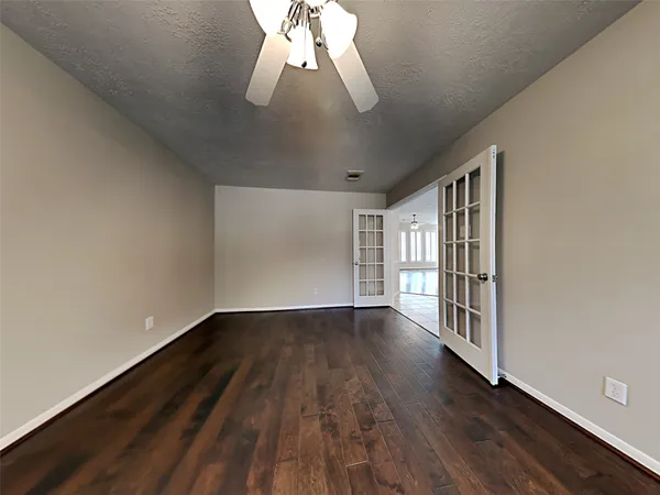 $365,000 | 74 Wimberly Way, Conroe, TX 77385