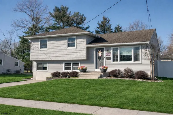 $599,900 | 1410 Massachusetts Avenue, Somers Point, NJ 08244