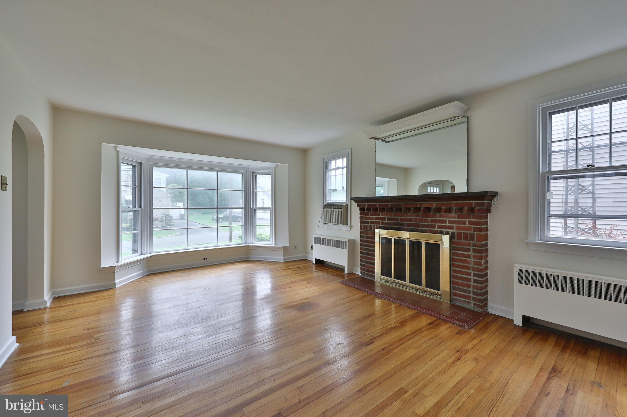 2956 Old Welsh Road Willow Grove, PA 19090 - Photo 5 of 31 Gallery Image 5