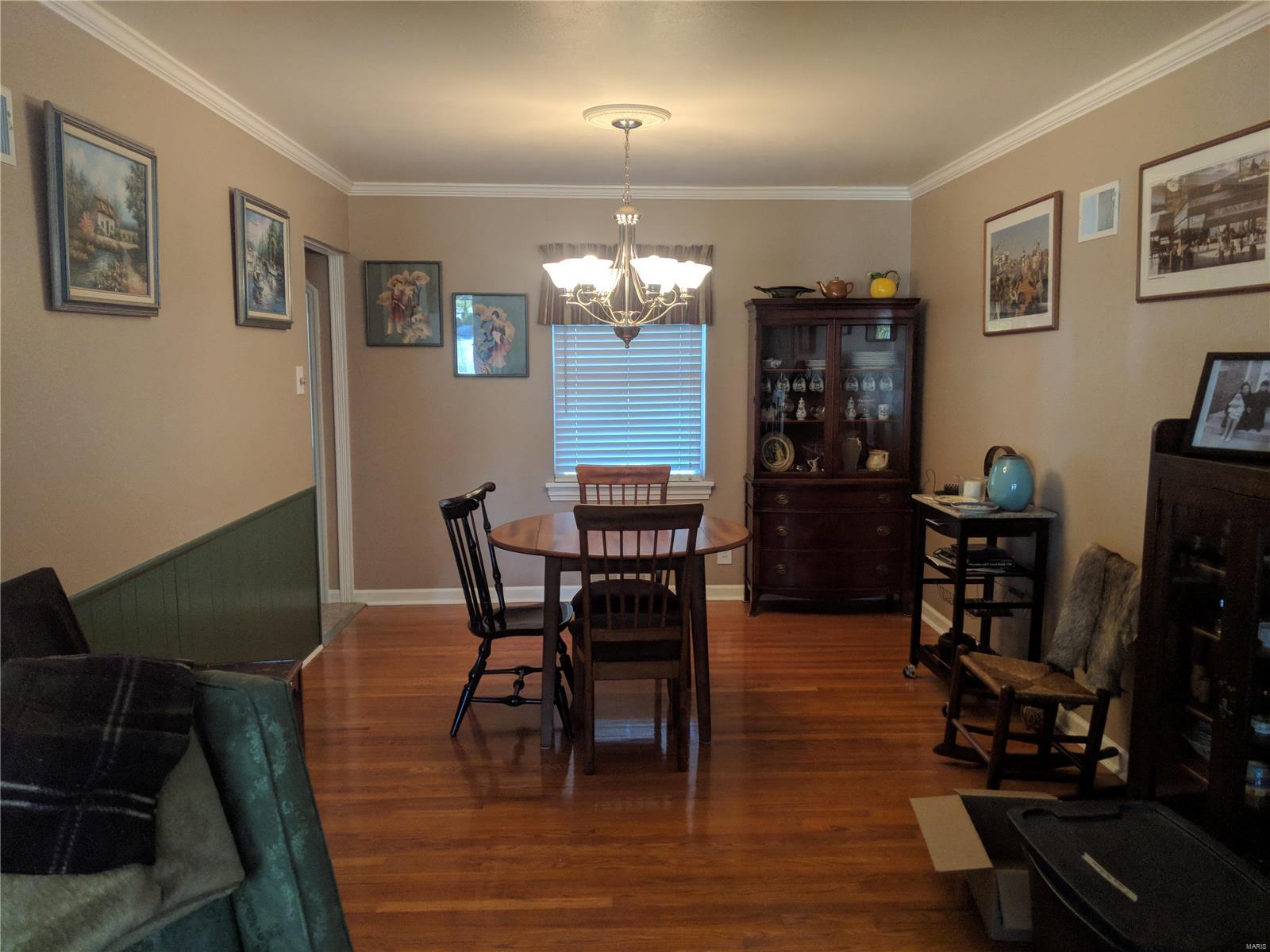 129 Susan Road St. Louis, MO 63129 - Photo 6 of 17 Gallery Image 6